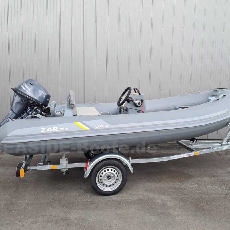 ZAR Mini Lux 13 GREYLINE, eslora 3,90 m + Yamaha 15 CV (sin licencia) ZAR Mini Lux 13 GREYLINE, eslora 3,90 m + Yamaha 15 CV (sin licencia)