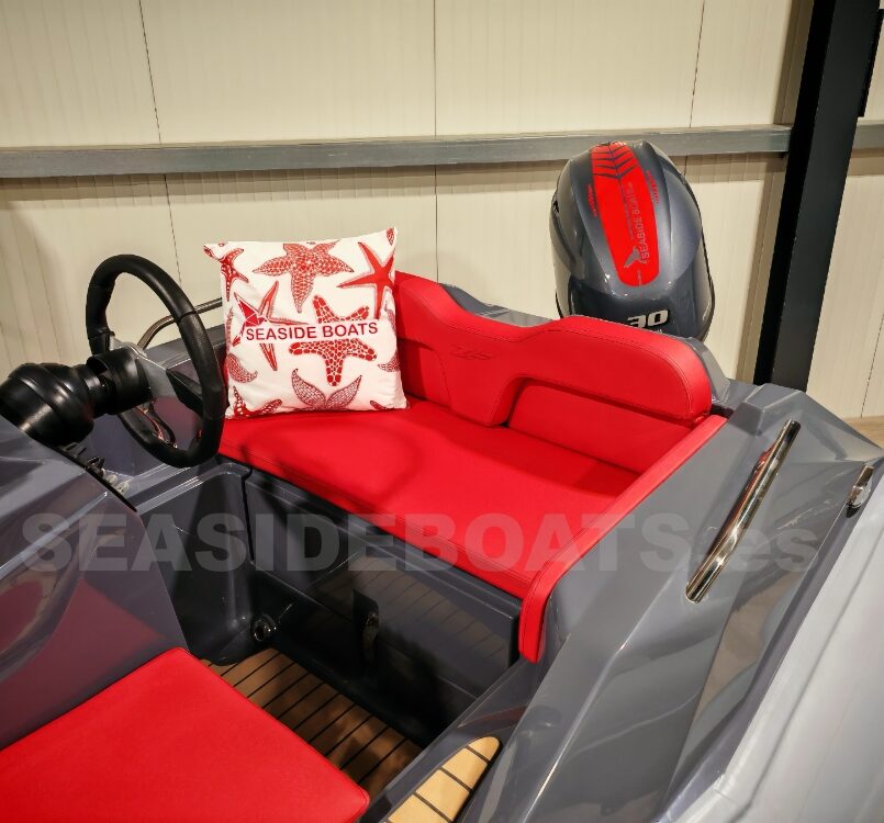 ZAR Formenti Tender ZF0 con equipamiento especial y Yamaha 30 CV ZAR Formenti Tender ZF0 con equipamiento especial y Yamaha 30 CV